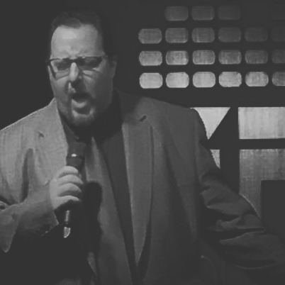 Stephen Underwood on stage at the NQC2025 Morning Showcase during The Lighthouse Boys performance
#SouthernGospelMusic #SGMA #CountryGospelMusic #Bakersfield